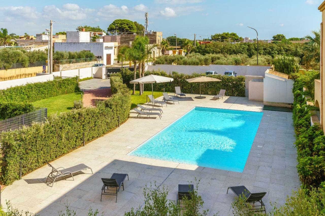 Travini Hotel Residence Марсала Экстерьер фото