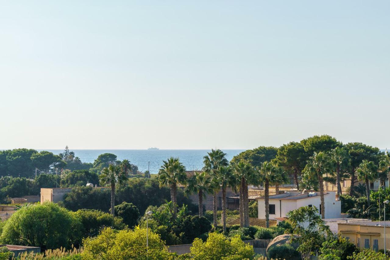 Travini Hotel Residence Марсала Экстерьер фото