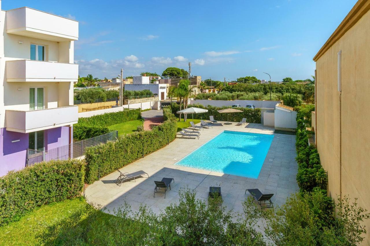 Travini Hotel Residence Марсала Экстерьер фото