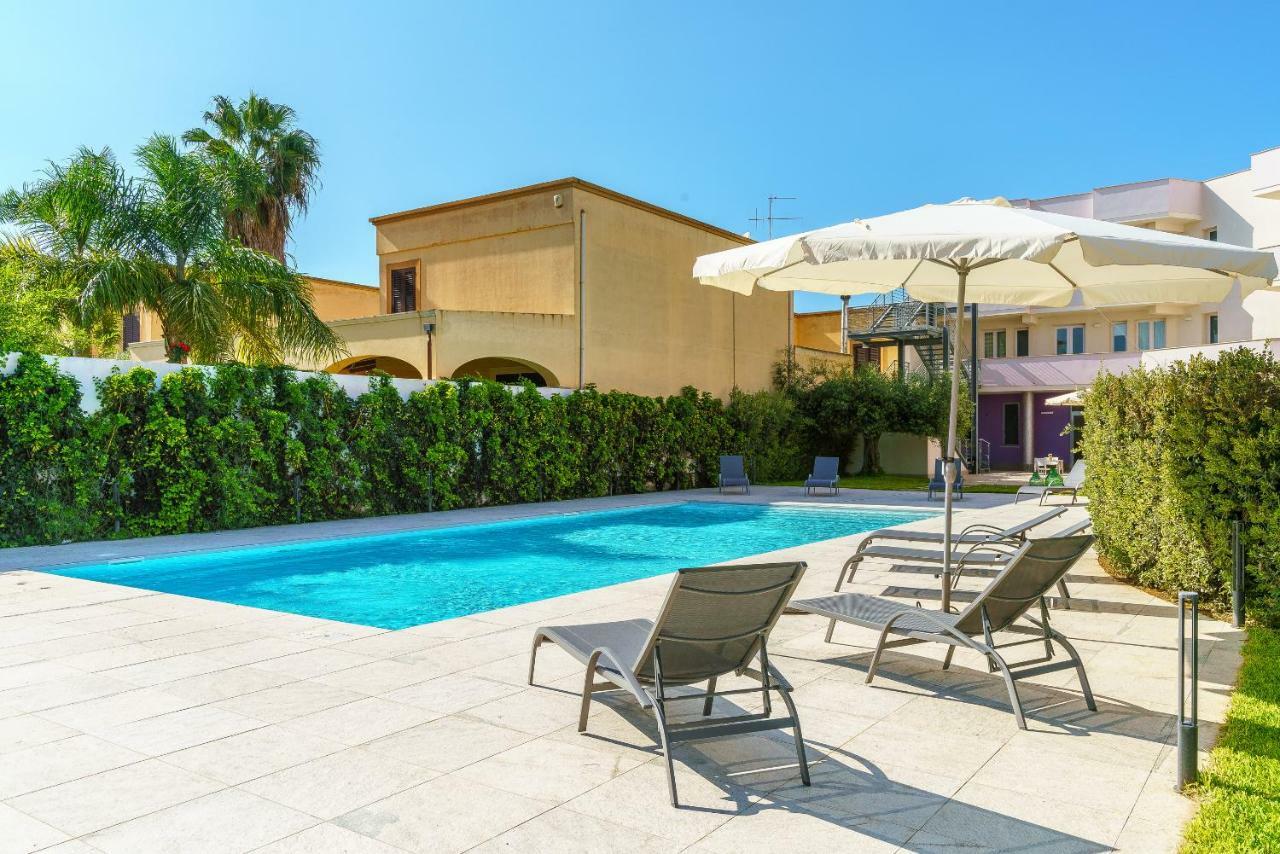 Travini Hotel Residence Марсала Экстерьер фото