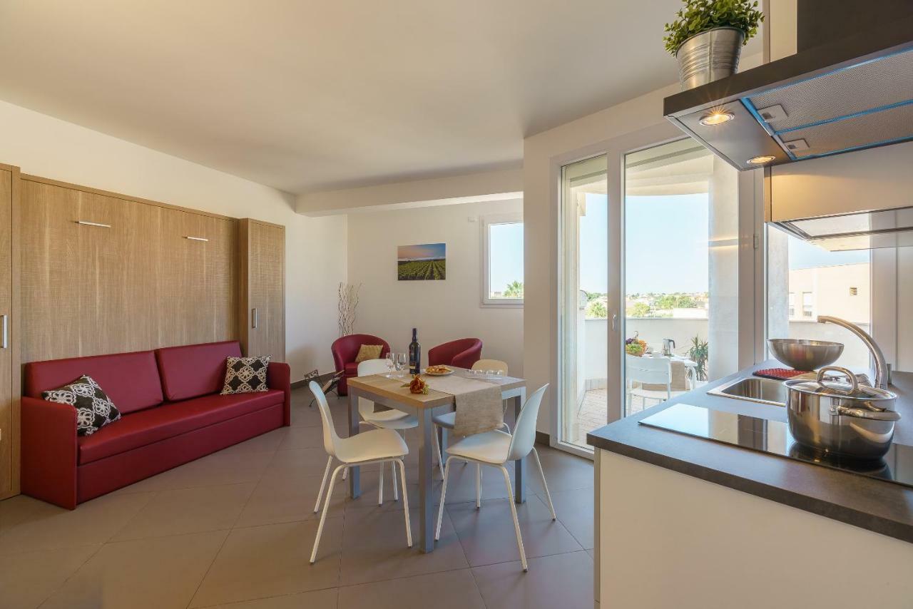 Travini Hotel Residence Марсала Экстерьер фото